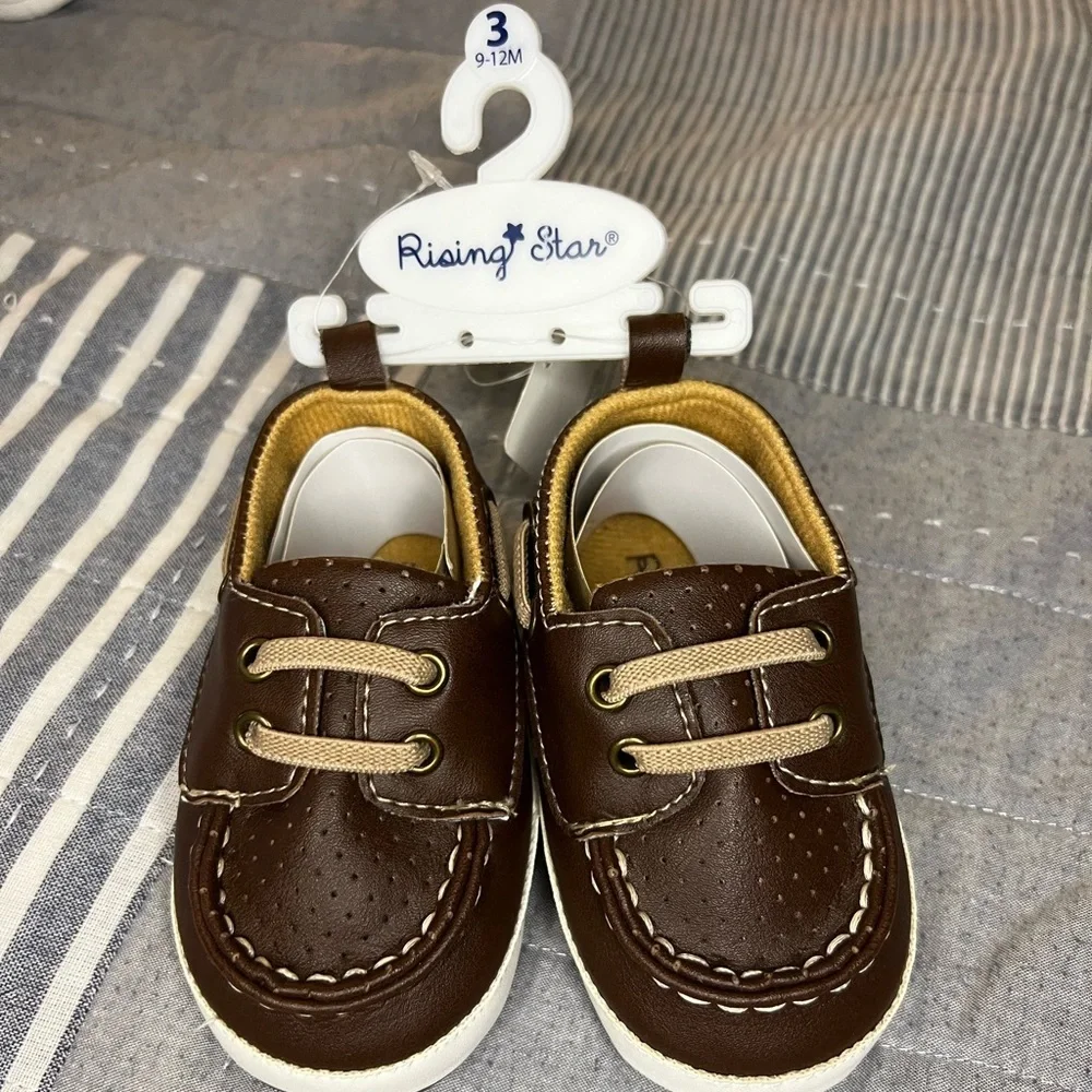 Infant baby rising star size 3 9-12M brown boat shoes